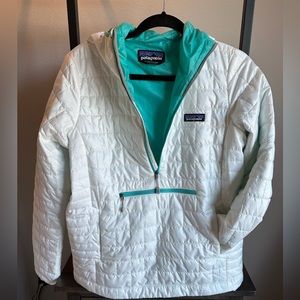 Patagonia pullover puffer